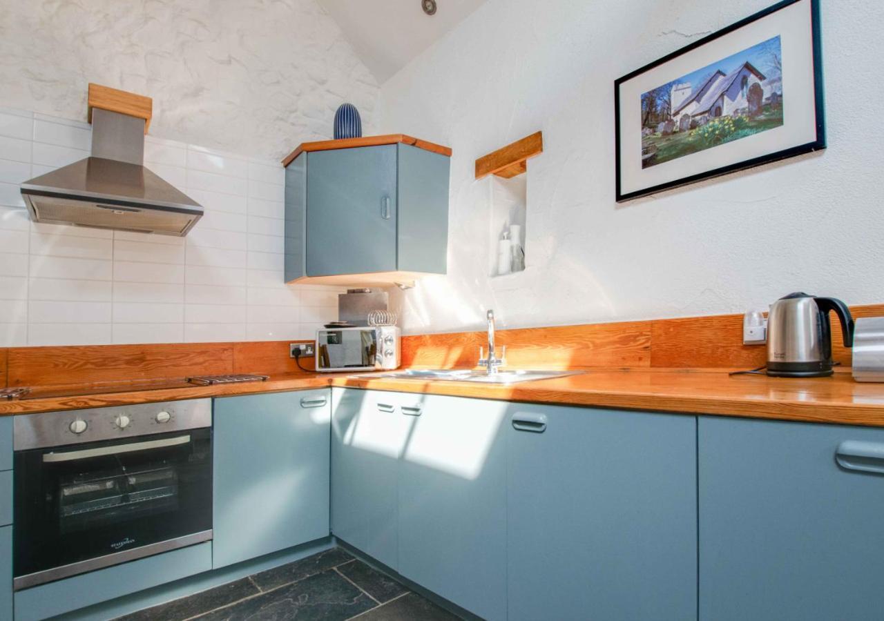 Slade Barn Villa Oxwich Bagian luar foto
