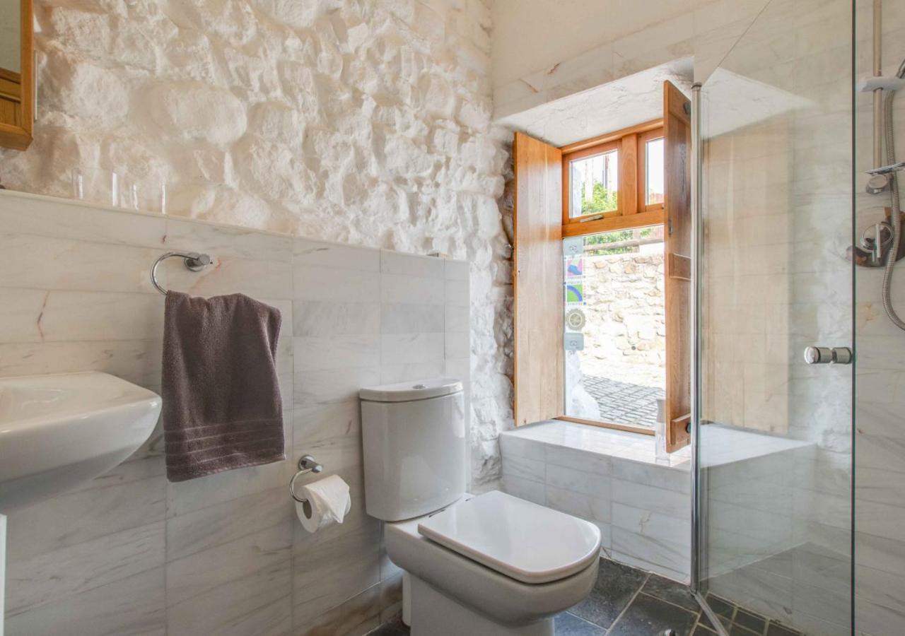 Slade Barn Villa Oxwich Bagian luar foto