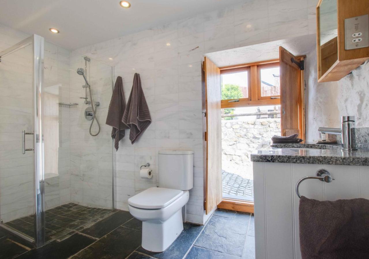 Slade Barn Villa Oxwich Bagian luar foto